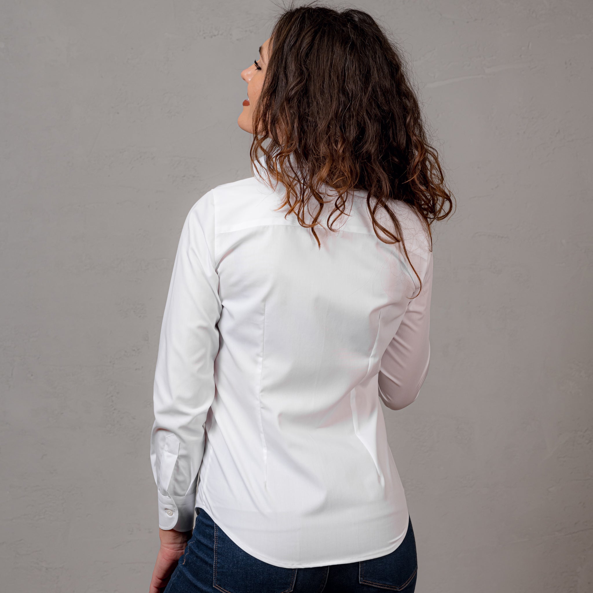 Merer women's white shirt