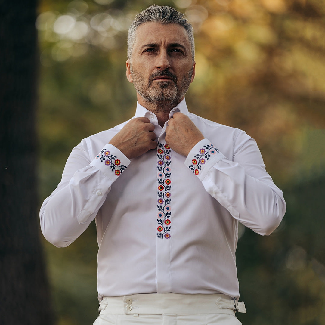 Camasa barbati casual alba motive traditionale brodate floral multicolor Merer