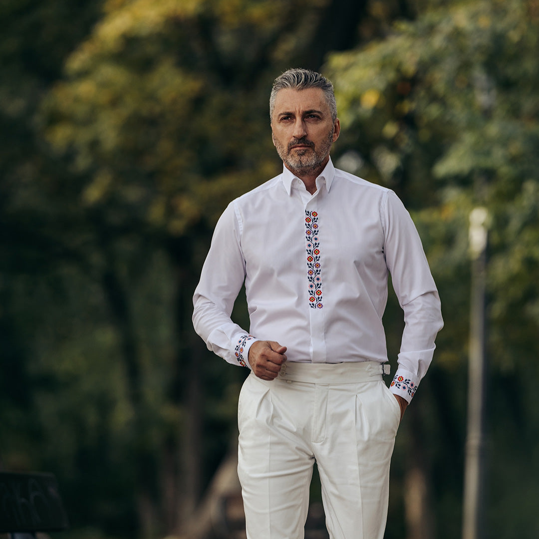 Camasa barbati casual alba motive traditionale brodate floral multicolor Merer