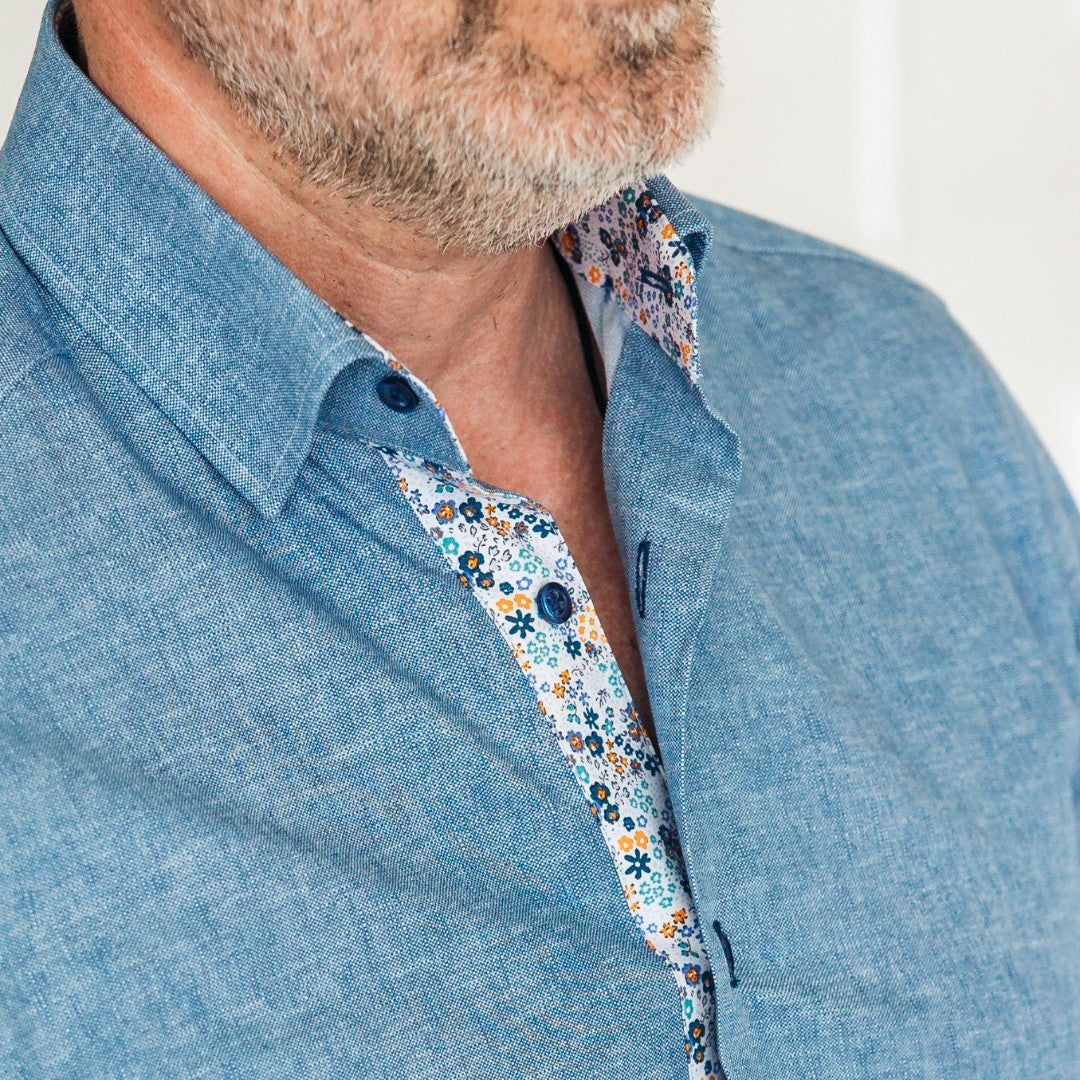 Camasa barbati casual bleu denim cu garnituri florale Merer