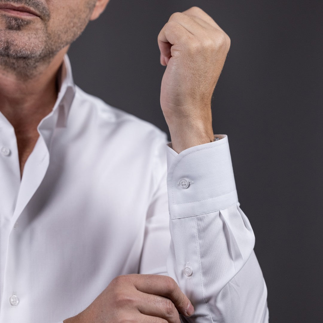 Men's white shirt with classic collar and round cuffs Merer