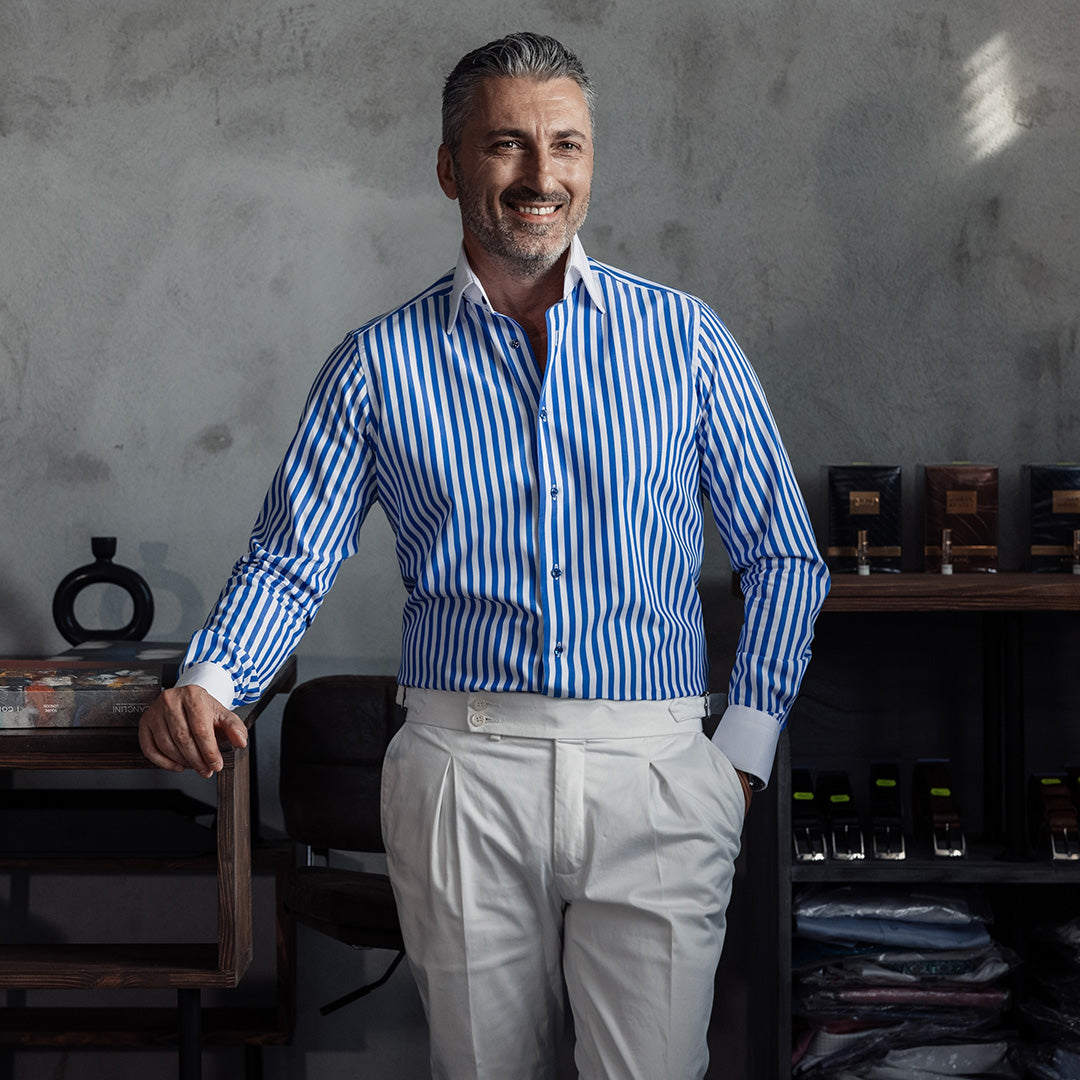 Camasa barbati business in dungi albastre cu guler si mansete albe Merer