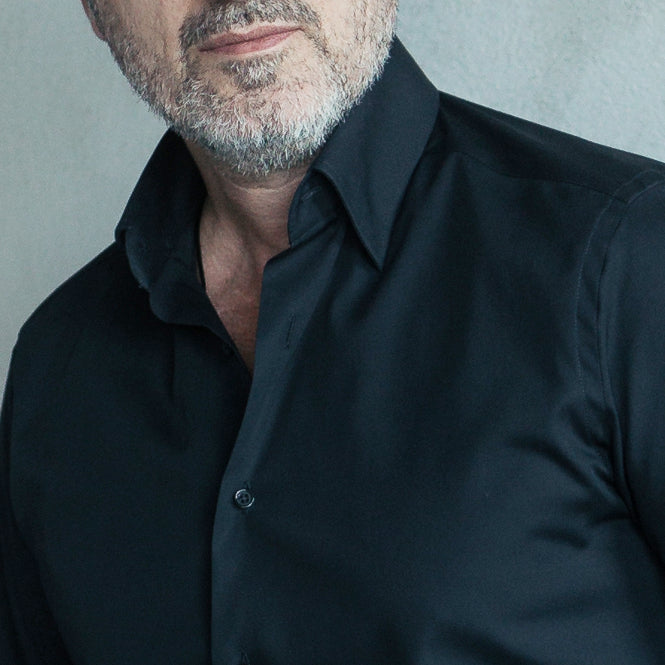 Men's casual plain black shirt with matching buttons Merer