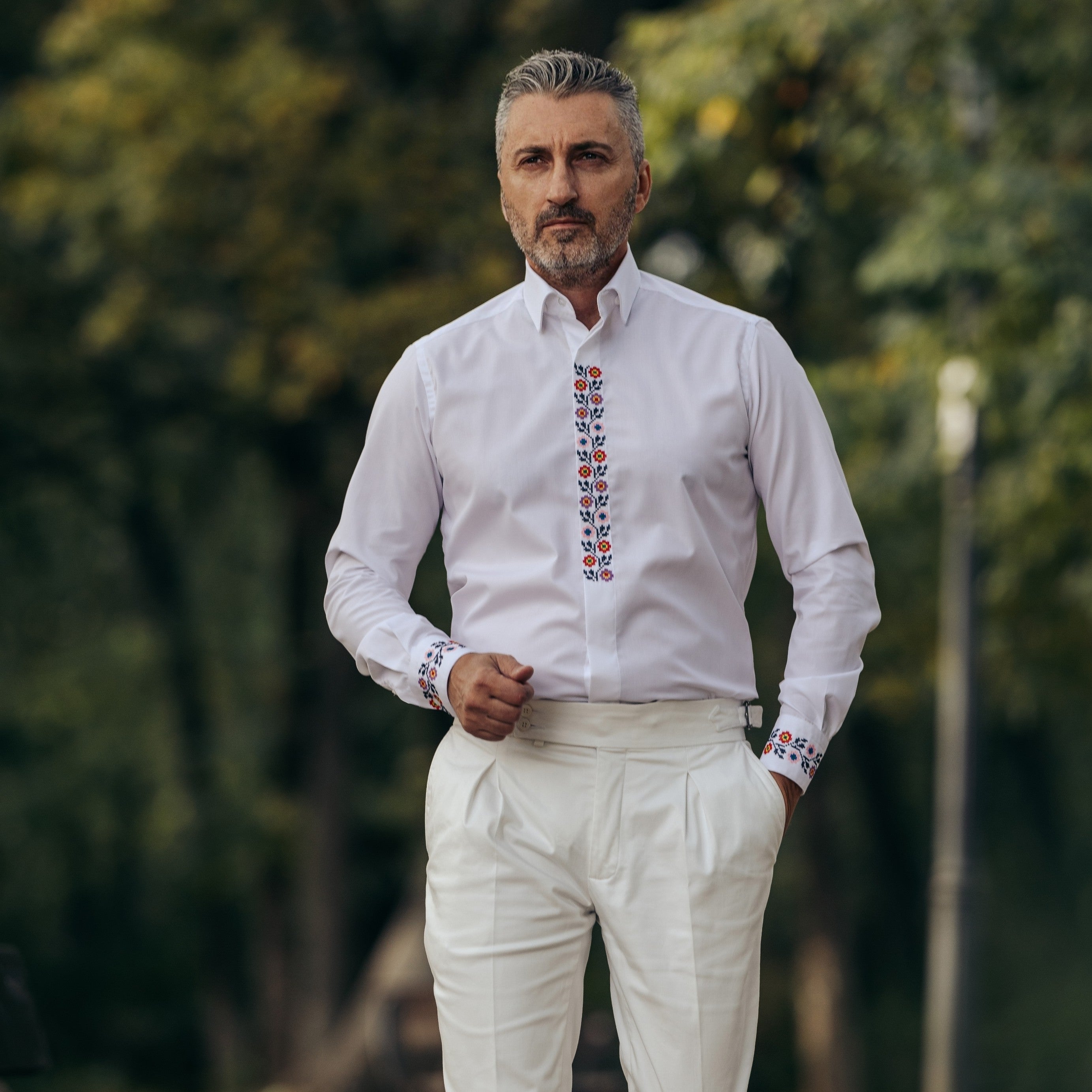 Cămăși bărbați tradiționale