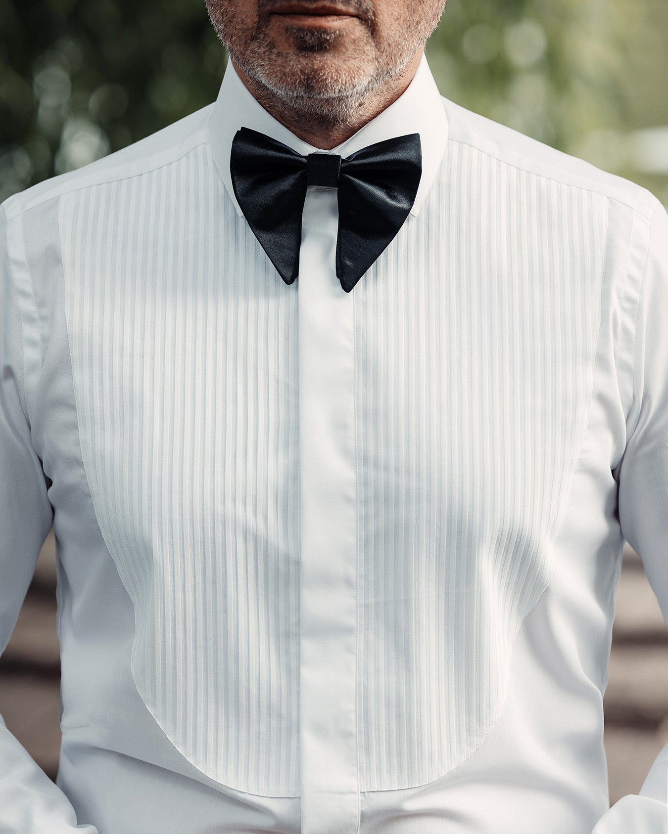 Men's white ceremonial shirt with short lamellar placket Merer