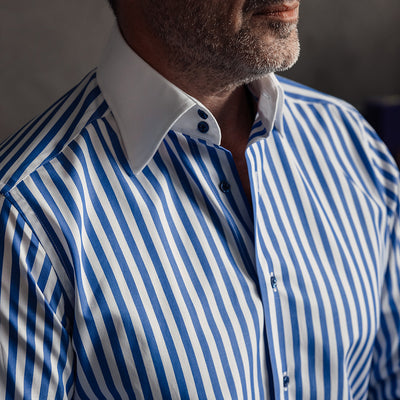 Camasa barbati business in dungi albastre cu guler si mansete albe Merer