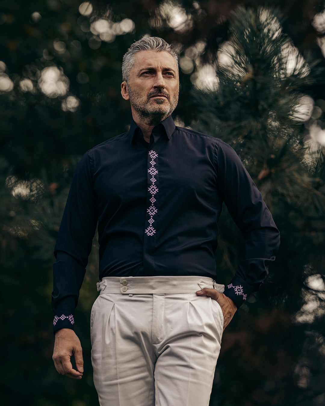 Men's casual black shirt with traditional purple embroidered motifs Merer