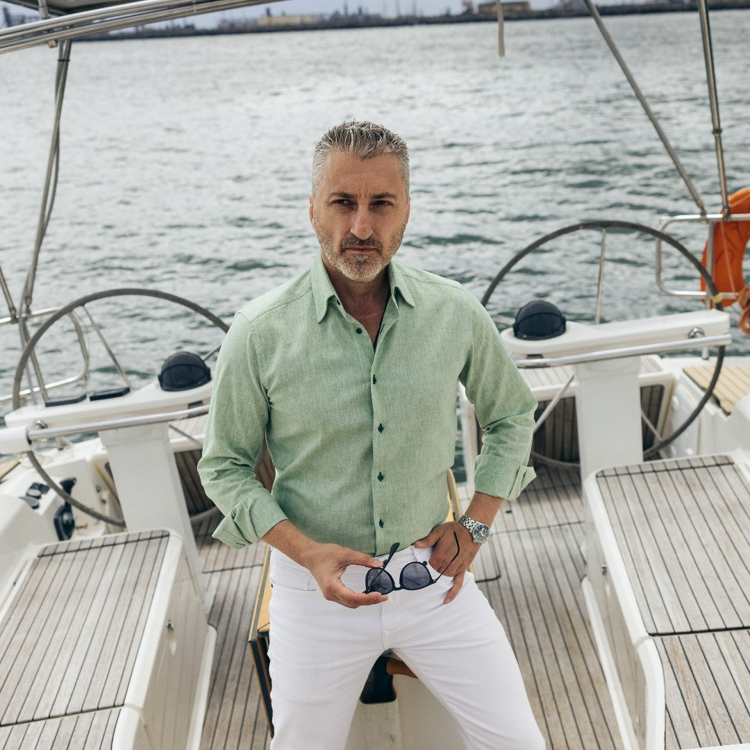 Men's casual green shirt from IN Merer 