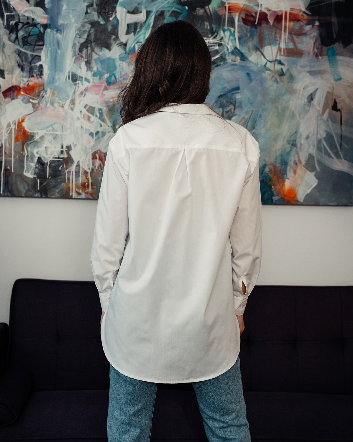 Women's white oversized shirt with embroidered floral motifs Merer