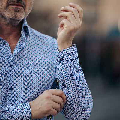 Men's blue shirt with all-over casual pattern and Merer print