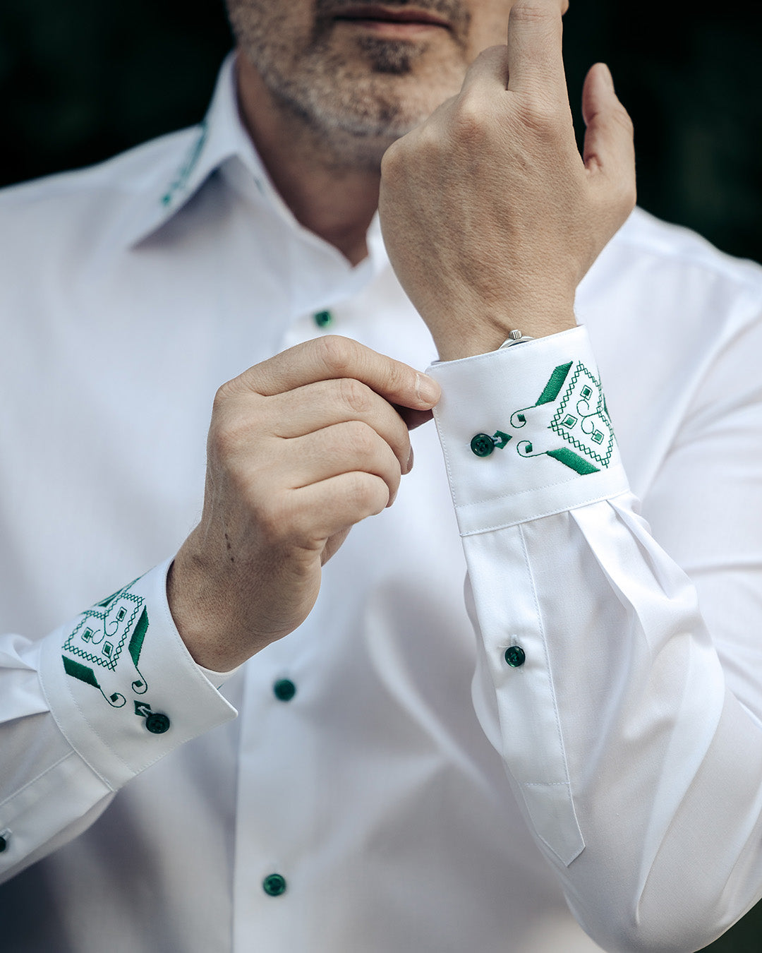 Camasa barbati casual traditionala cu model brodat verde Merer