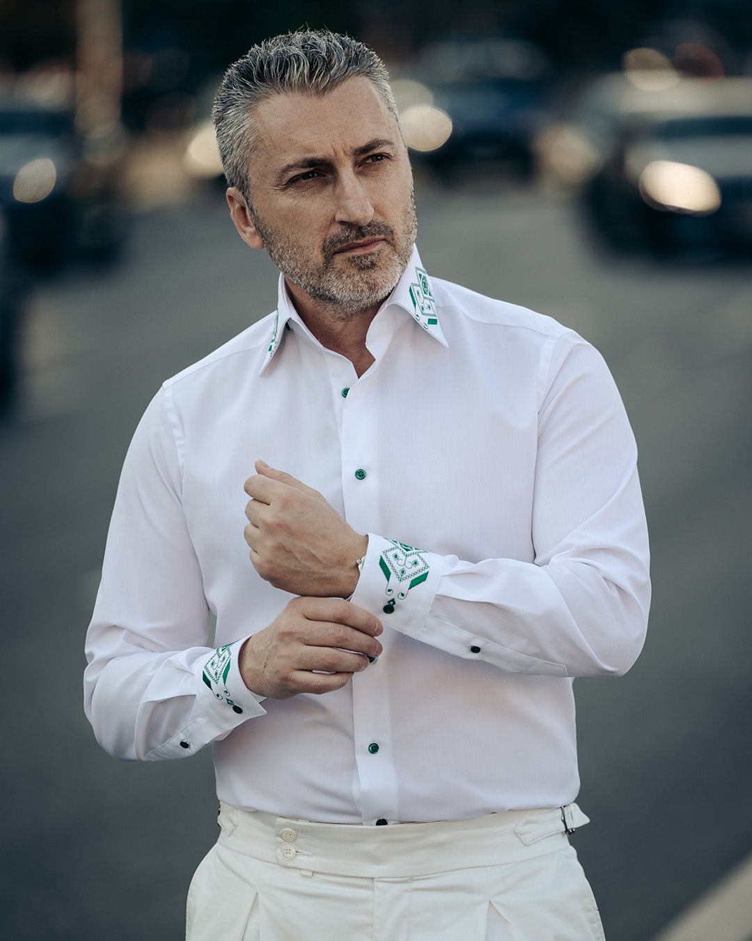 Camasa barbati casual traditionala cu model brodat verde Merer