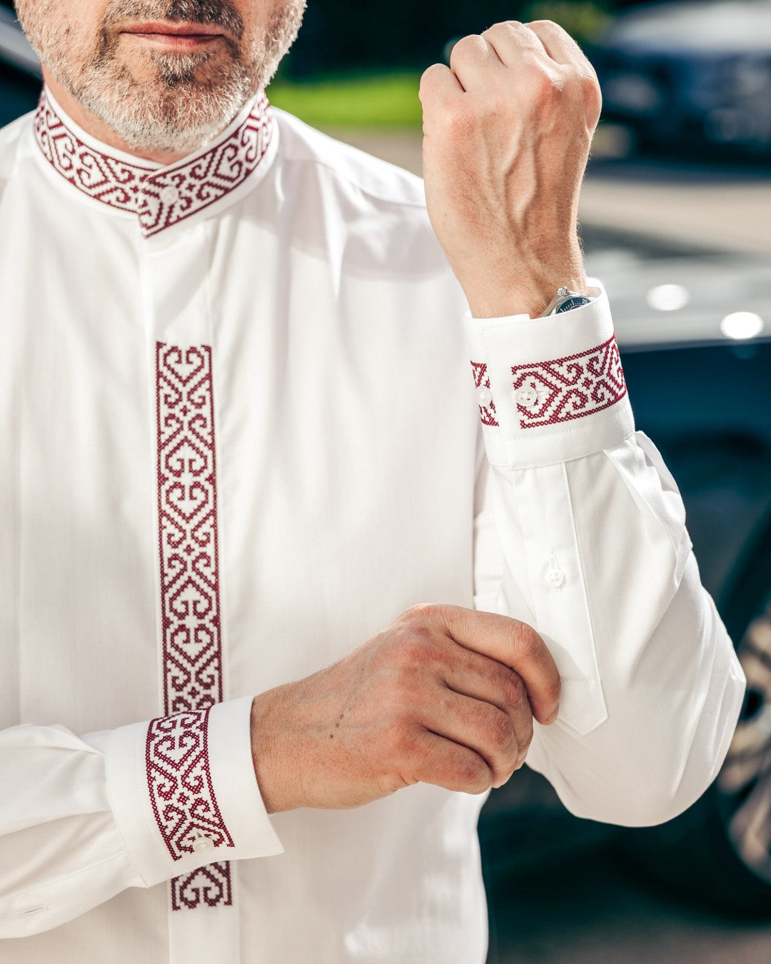 Men's casual traditional embroidered shirt in dark blue Merer