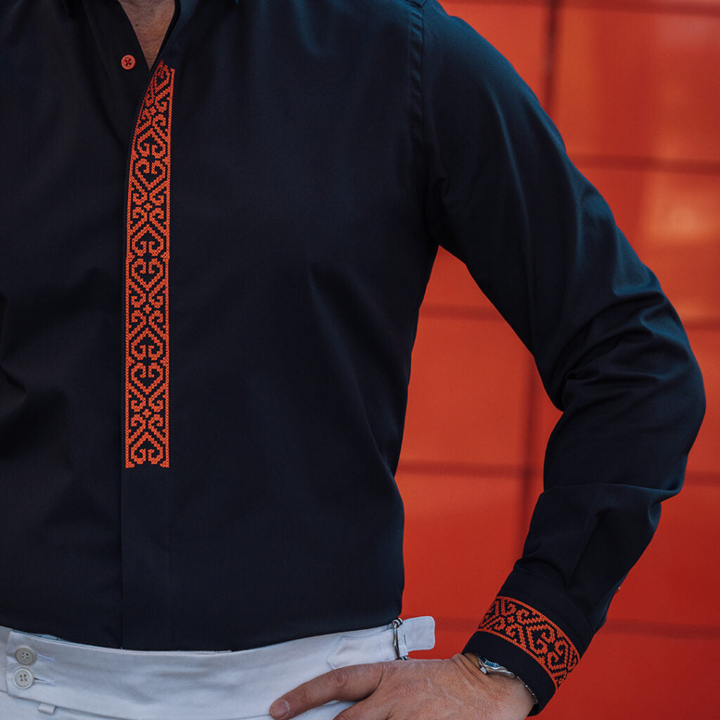 Men's black casua shirt with tunic collar and red embroidery Merer