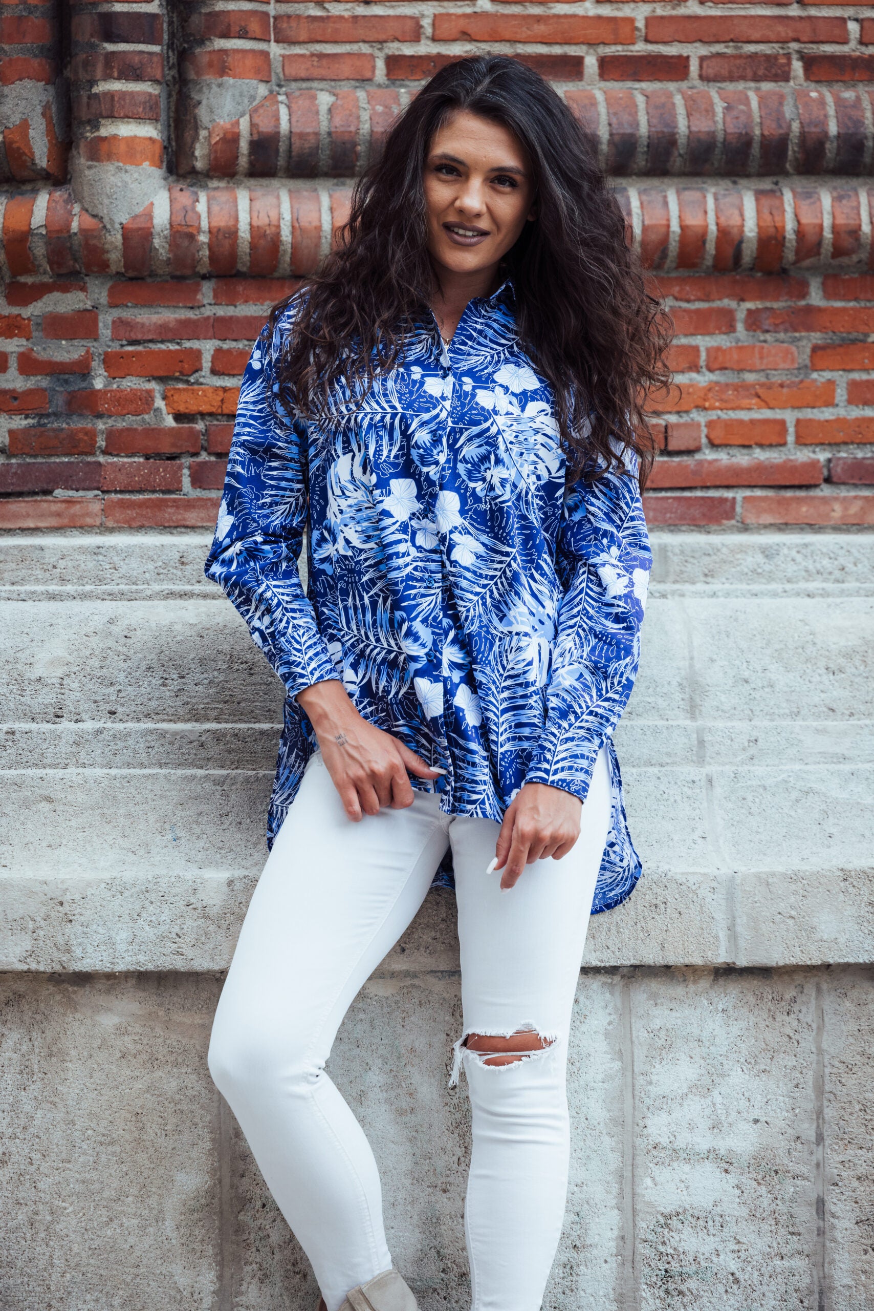 Camasa femei alba oversize model alb-albastru Merer