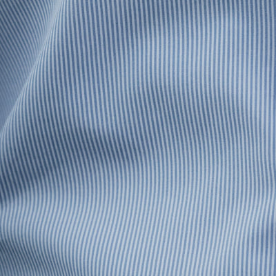Men's shirt in fine blue stripes with business casual design details Merer
