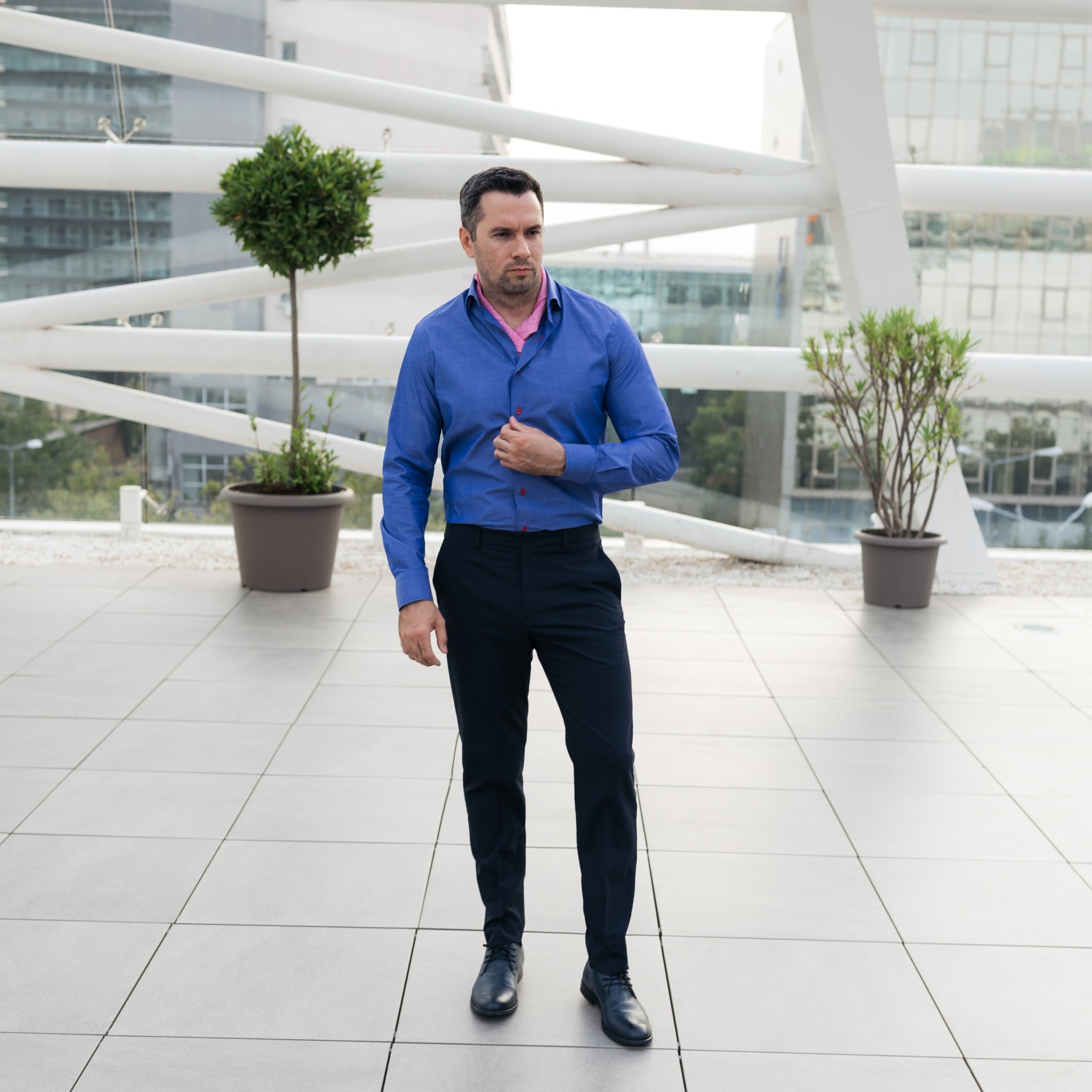 Camasa barbati albastra casual cu nasturi rosii Merer