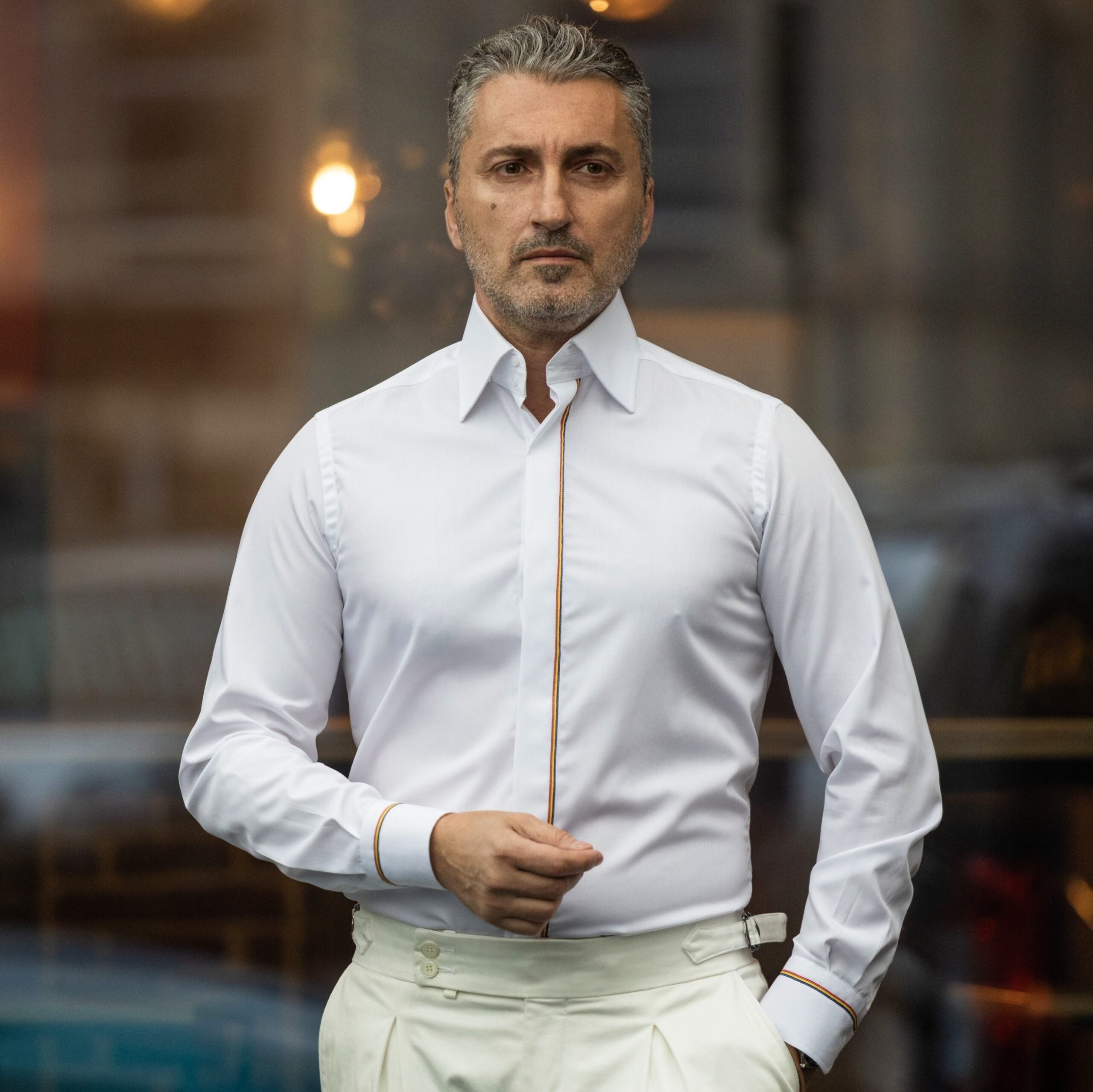 Men's casual white shirt with tricolor motifs Merer