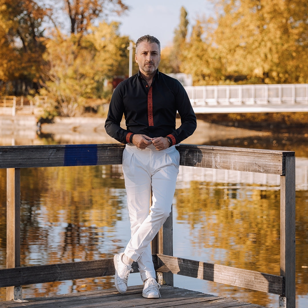 Men's black casua shirt with tunic collar and red embroidery Merer