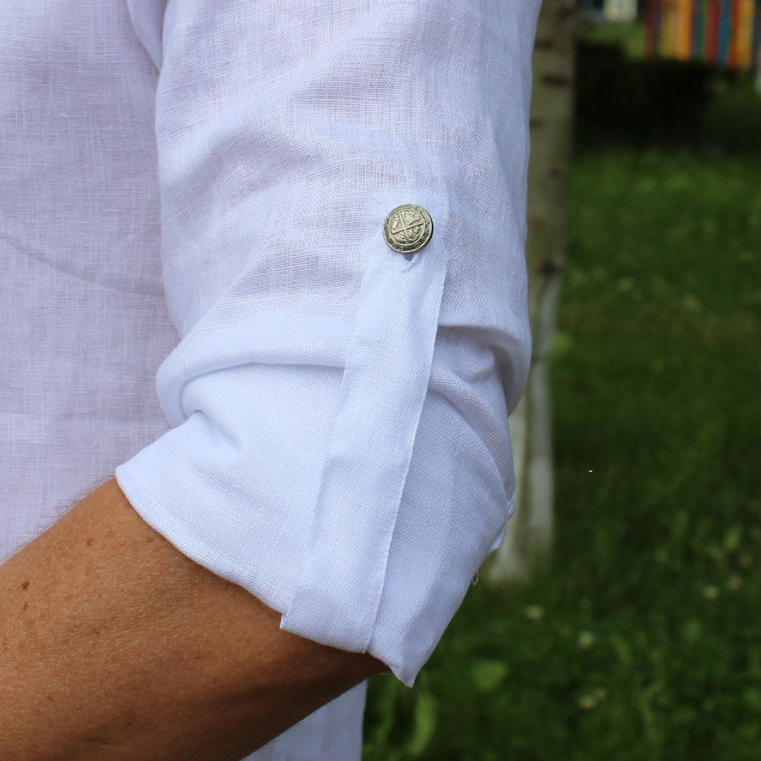 Men's casual white shirt made of IN with partial slit for men with athletic attire Merer