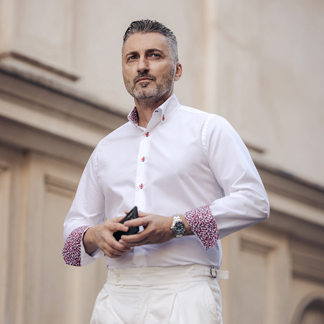 Camasa barbati alba cu garnituri rosii business casual Merer