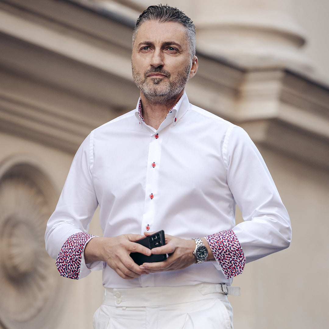 Camasa barbati alba cu garnituri rosii business casual Merer