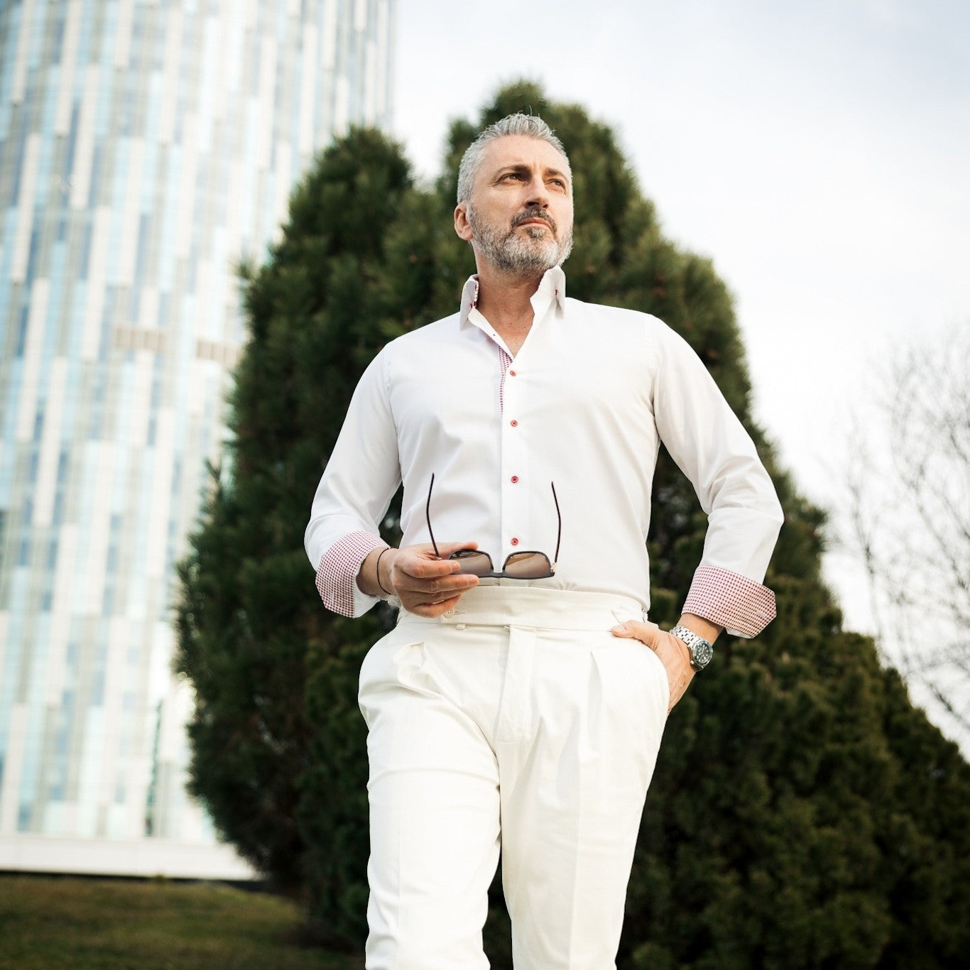 Camasa barbati alba business casual cu garnituri in contrast Merer