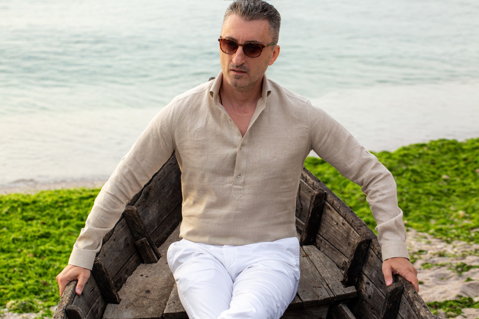 Camasa barbati casual bej din IN culoarea nisipului cu nasturi din scoica Merer