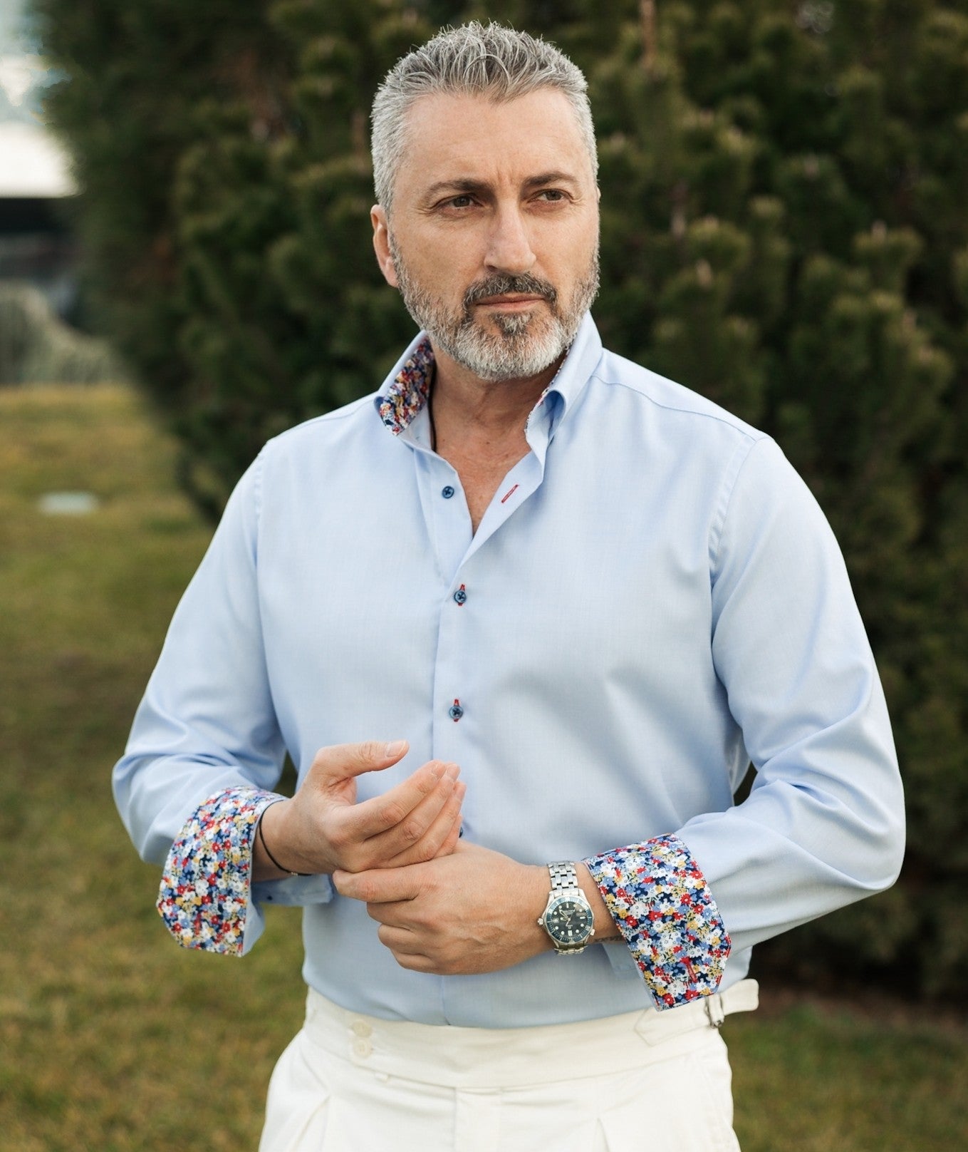 Camasa barbati bleu business casual cu garnituri florale Merer