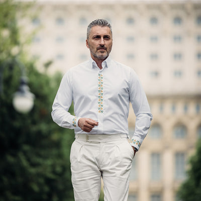 Men's casual white shirt with traditional motifs and green and orange embroidery Merer