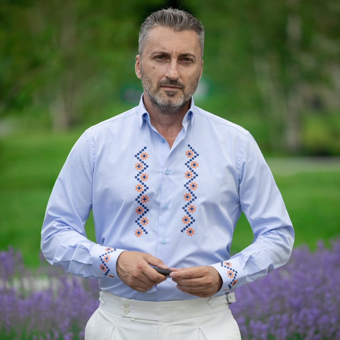 Men's casual blue shirt with traditional motifs and Merer embroidery