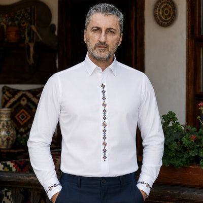 Men's casual white traditional shirt embroidered in four colors Merer