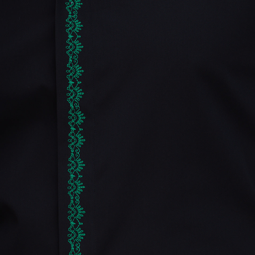 Men's casual black traditional shirt embroidered with green thread Merer
