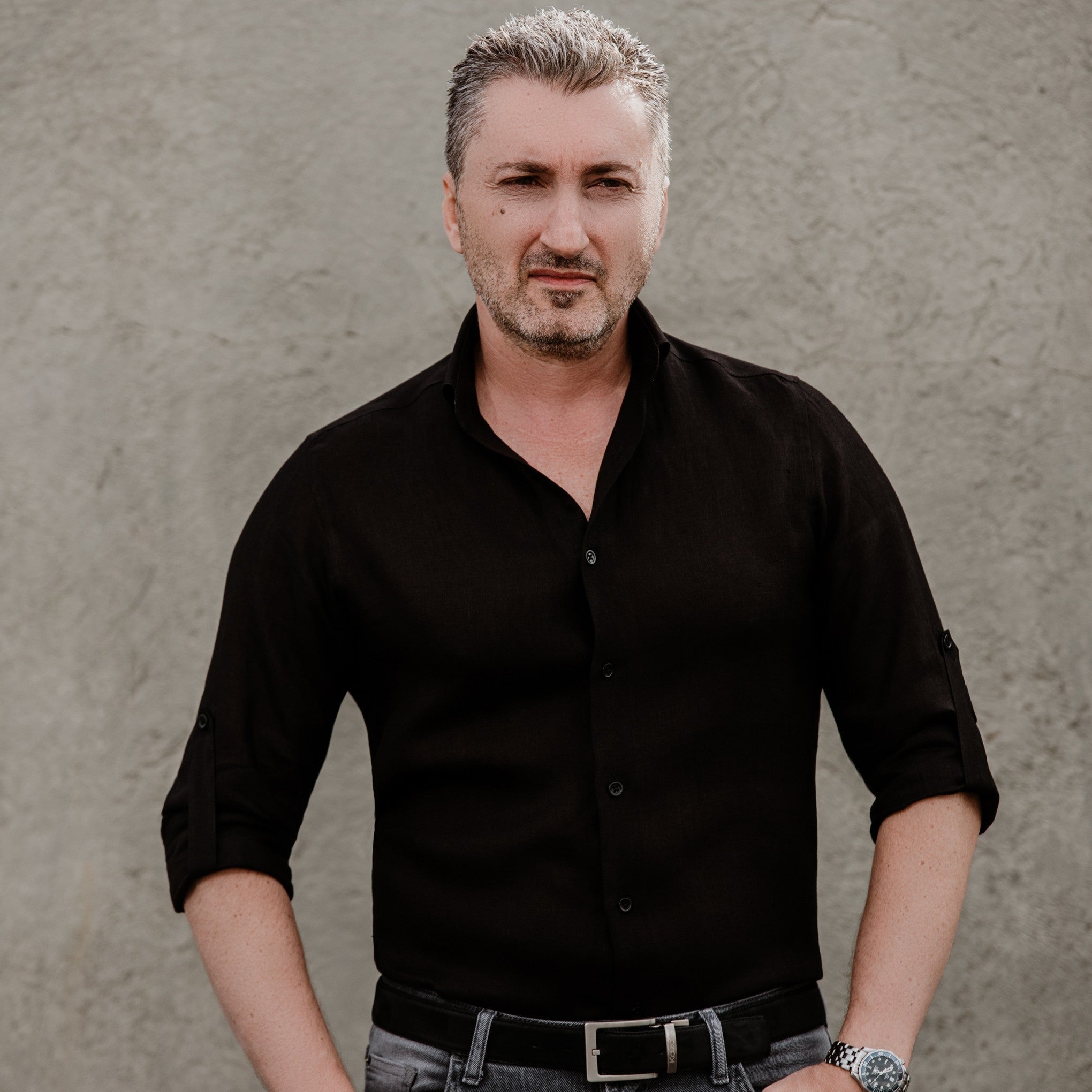 Men's casual black shirt from IN Merer